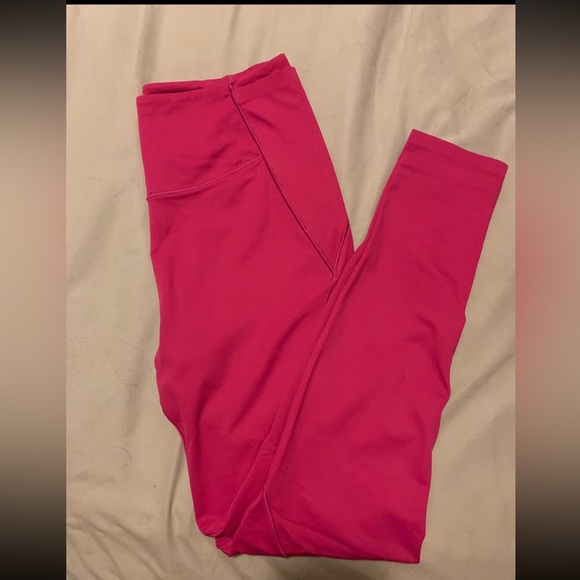 Victoria’s Secret Sweat On Point Legging - Picture 2 of 2